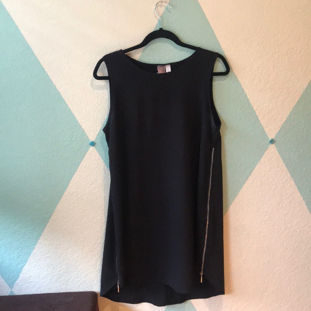long, black top.